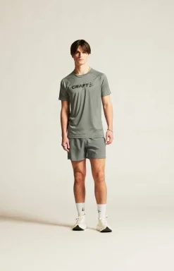 CORE Essence Shorts 2 M