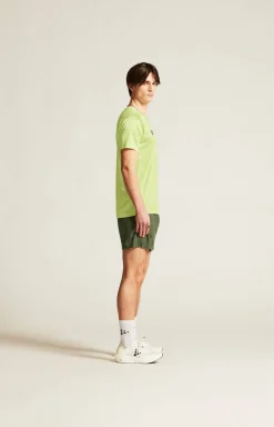 CORE Essence Shorts 2 M