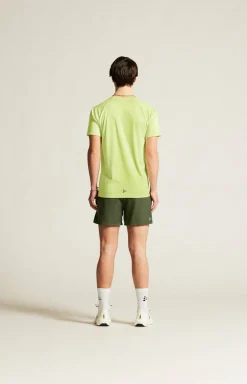 CORE Essence Shorts 2 M