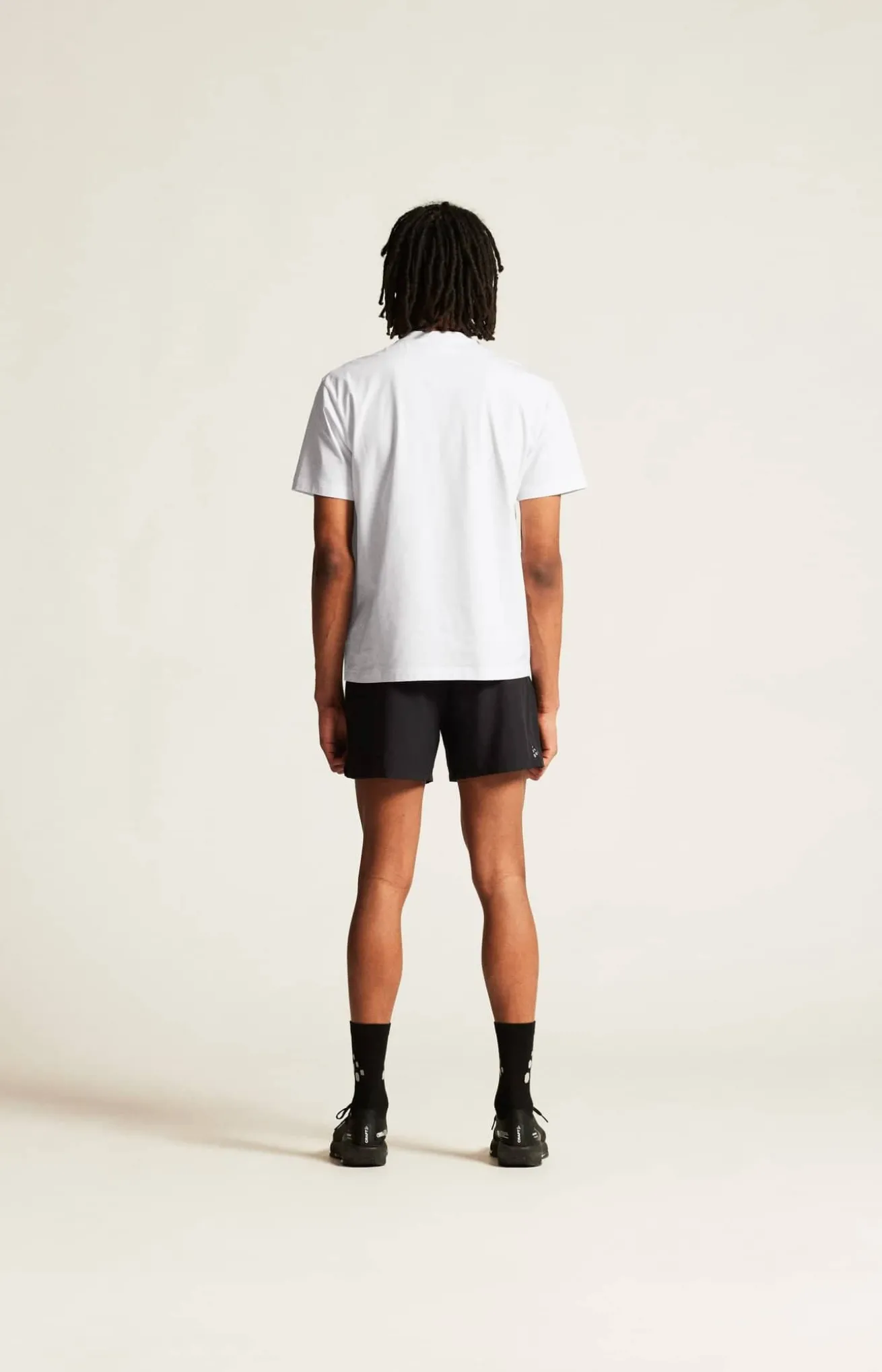 CORE Essence Shorts 2 M